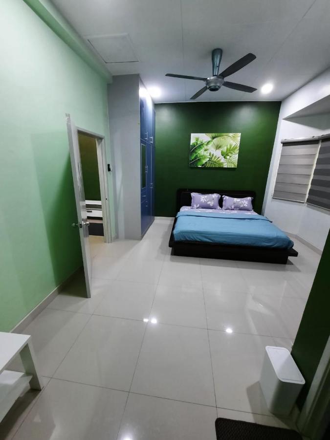 Homestay Dr. Z Klang Exterior foto